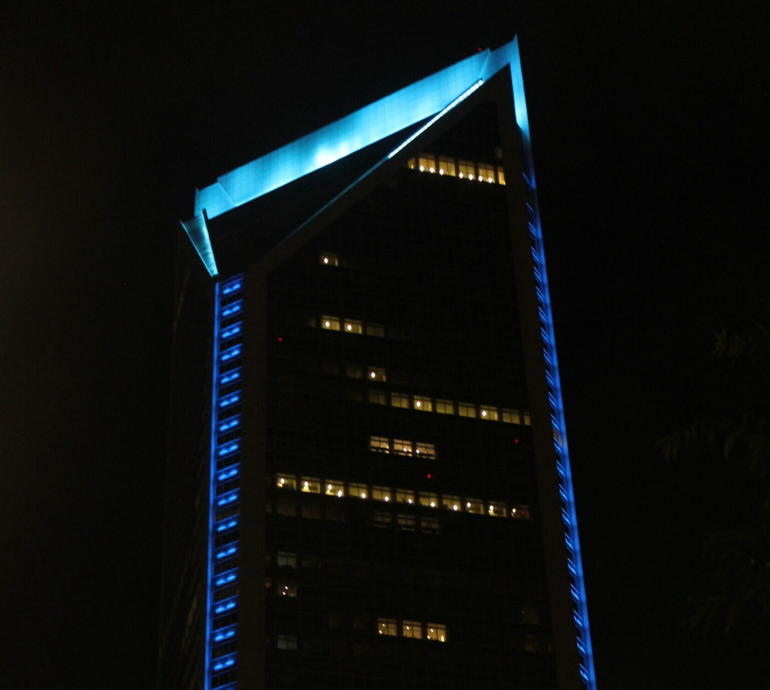550 S Tryon lit in honor of K Sailer